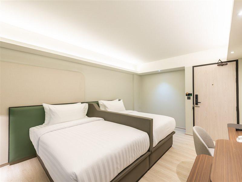 Kaya Heritage Hotel Bangkok Exterior photo